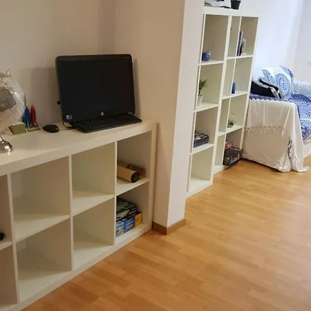 City Scape - Cozy For Families With Included Business Centre In The Heart Of